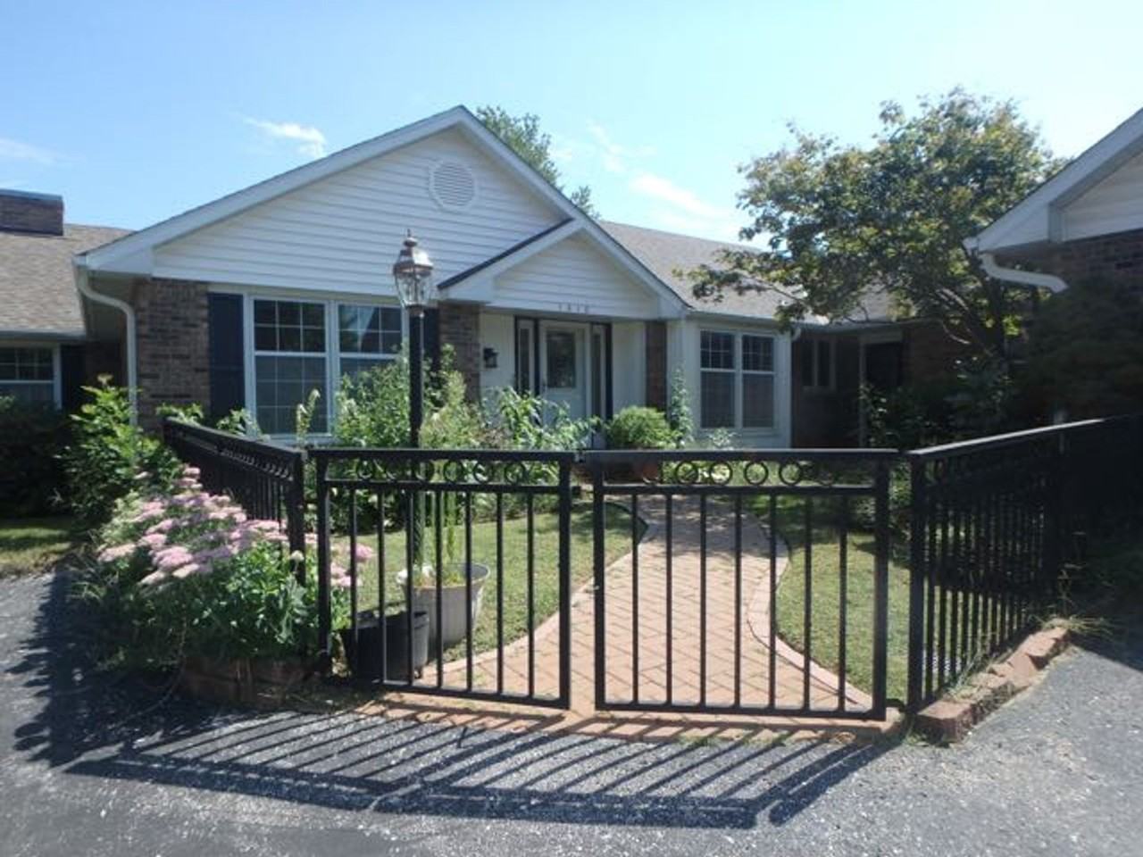 1510 Woodrail Ave - Photo 2 of 50