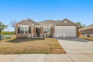 featured image of 801 Belhaven Rd