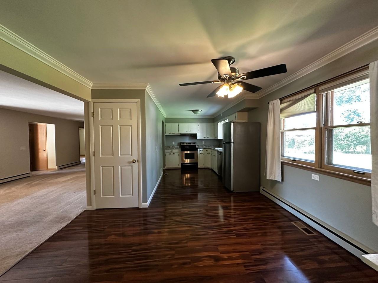 1834 S Hawthorne Park Dr - Photo 6 of 20