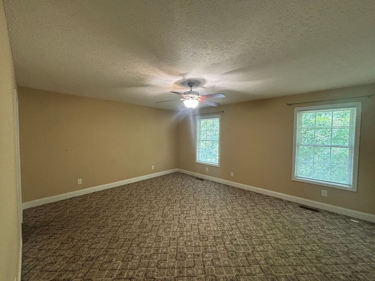 2009 Lakeside Dr #106 - Photo 6 of 11
