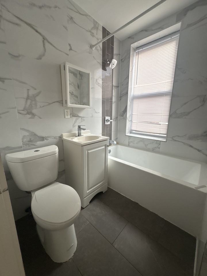 19 Kensington Avenue #403 - Photo 2 of 8