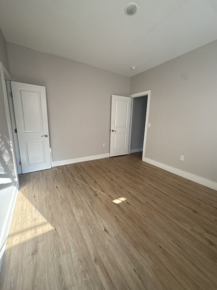 19 Kensington Avenue #403 - Photo 7 of 8