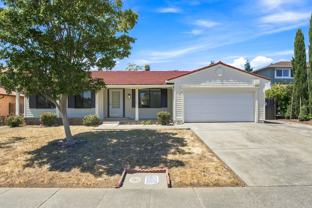800 Locust Dr - Photo 1 of 1