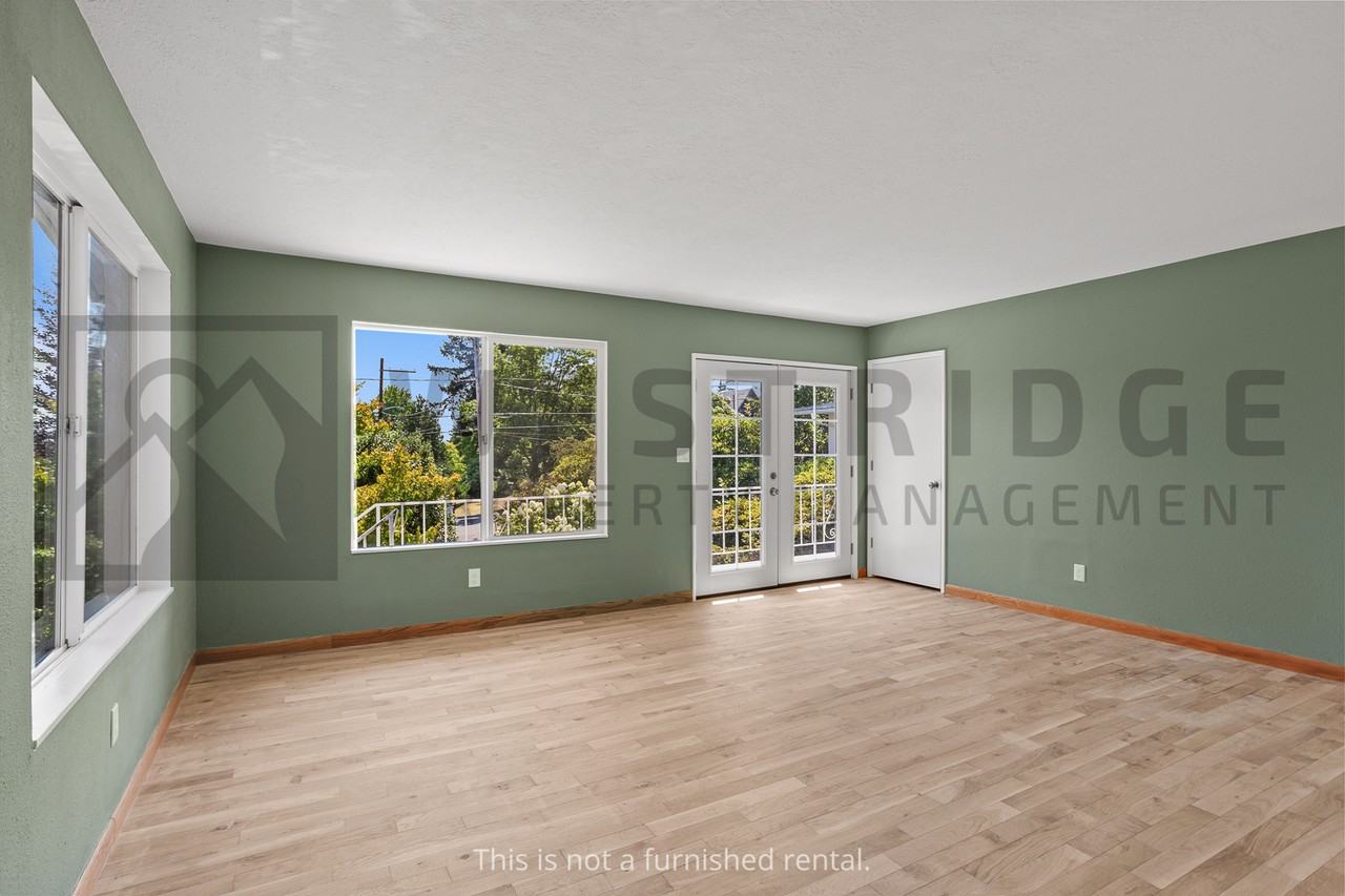 6855 Sw Capitol Hwy #C - Photo 2 of 16