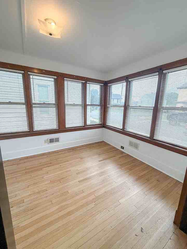 506 Locust St #1 - Photo 2 of 27