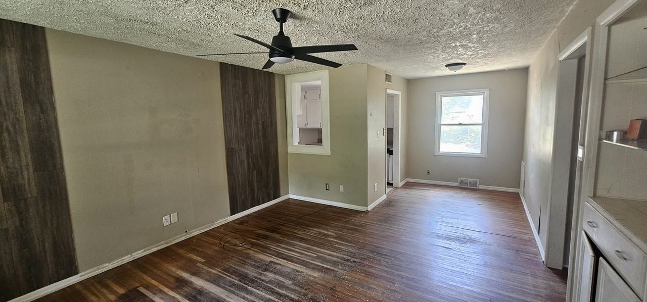 716 S Drury Ln #1 - Photo 2 of 7