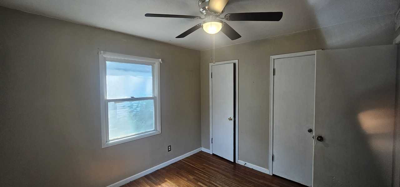 716 S Drury Ln #1 - Photo 3 of 7