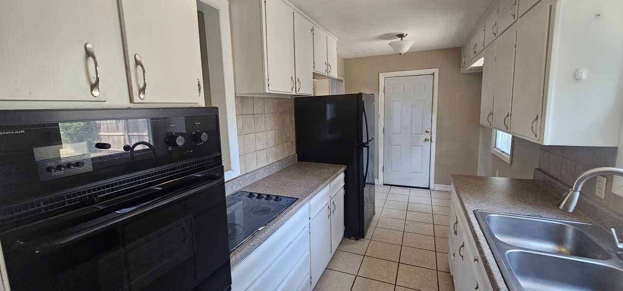 716 S Drury Ln #1 - Photo 5 of 7