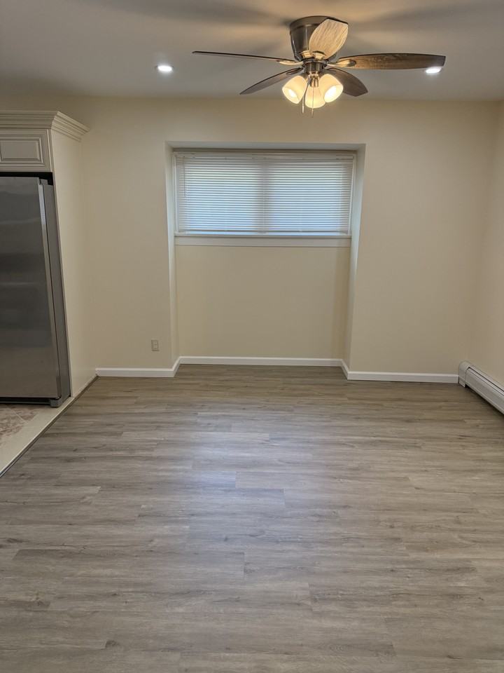 168 Lowell Ave #1 - Photo 2 of 9