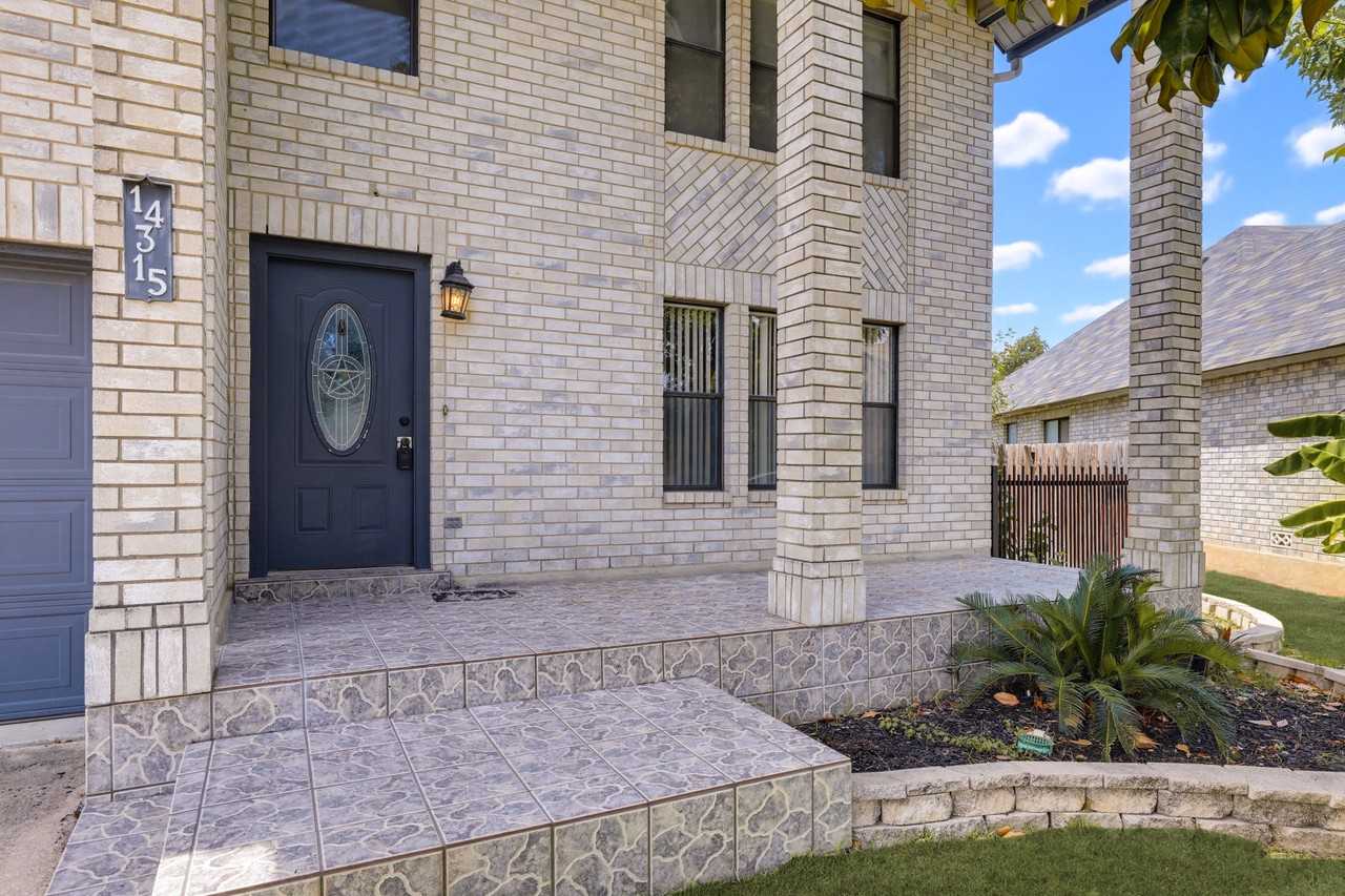 14315 Cougar Trl #1 - Photo 5 of 42