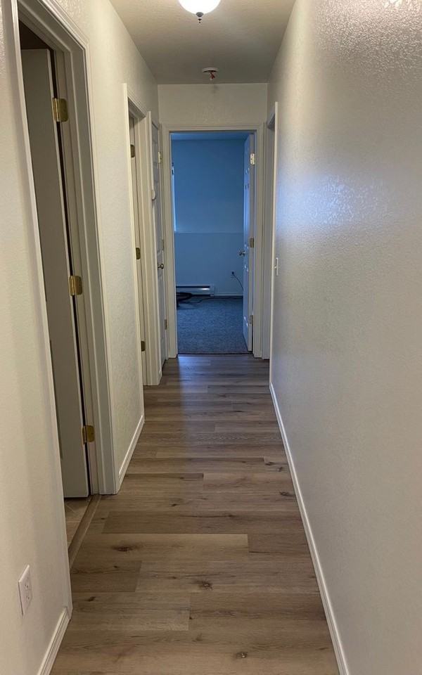 594 W Shore Dr - Photo 5 of 9
