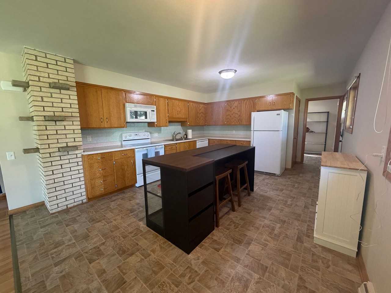 2364 S Syene Rd - Photo 2 of 26