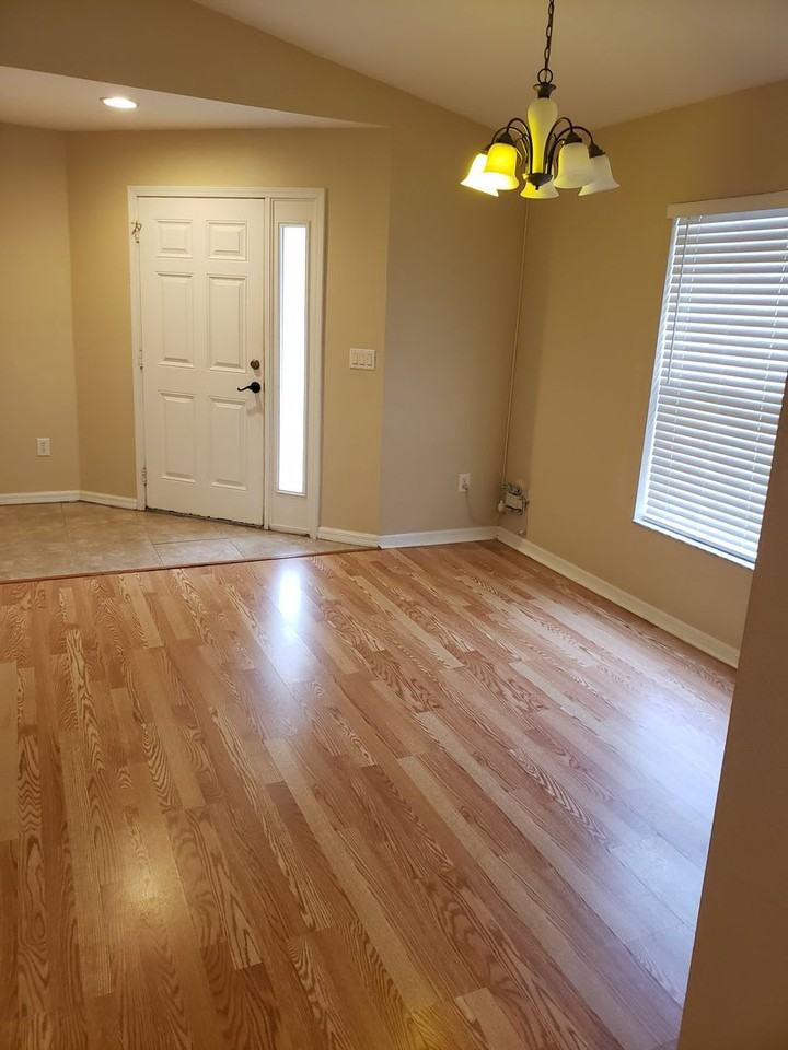 31316 Triborough Dr - Photo 2 of 13