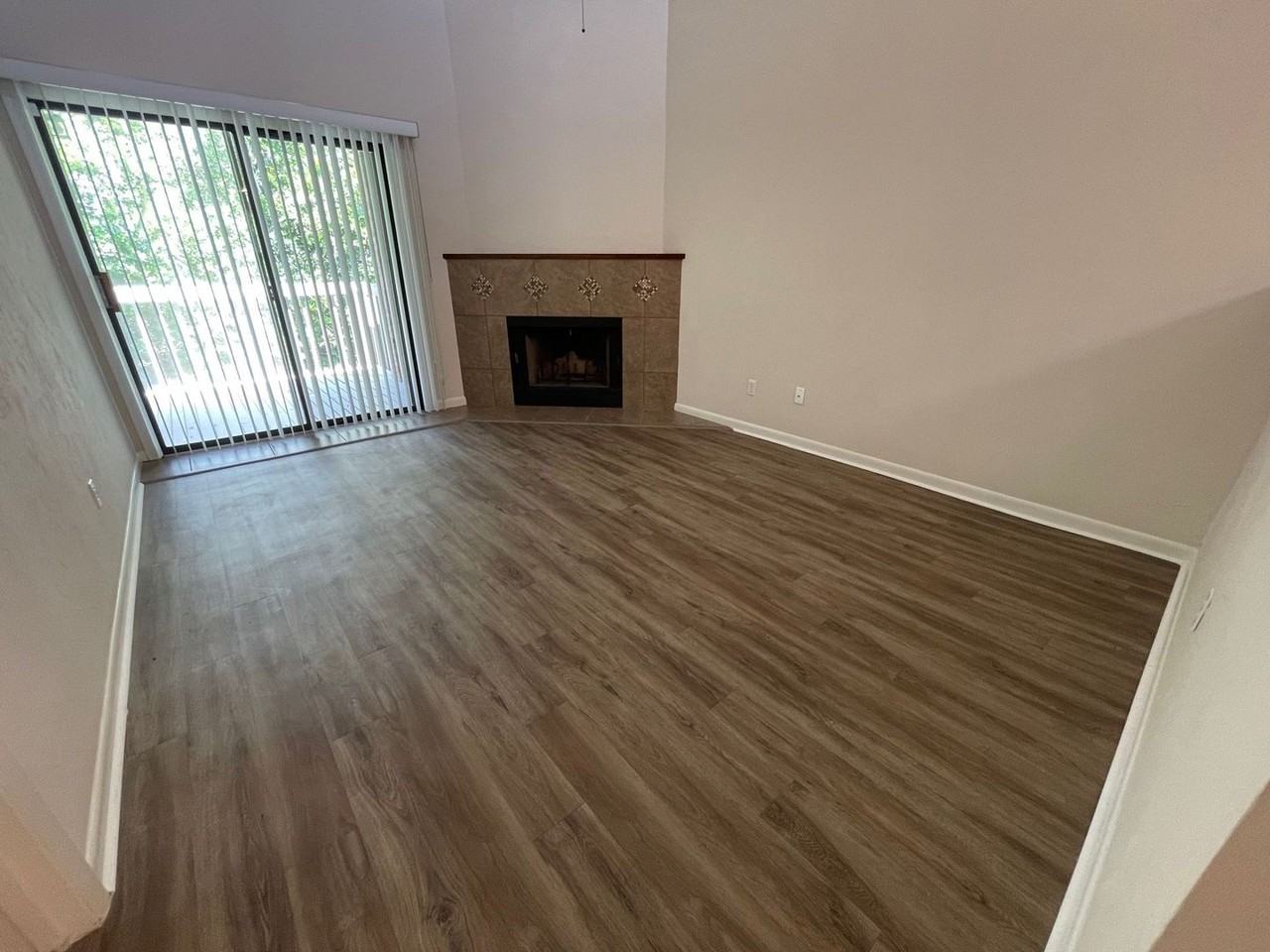 3966 Nw 29th Ln - Photo 2 of 7