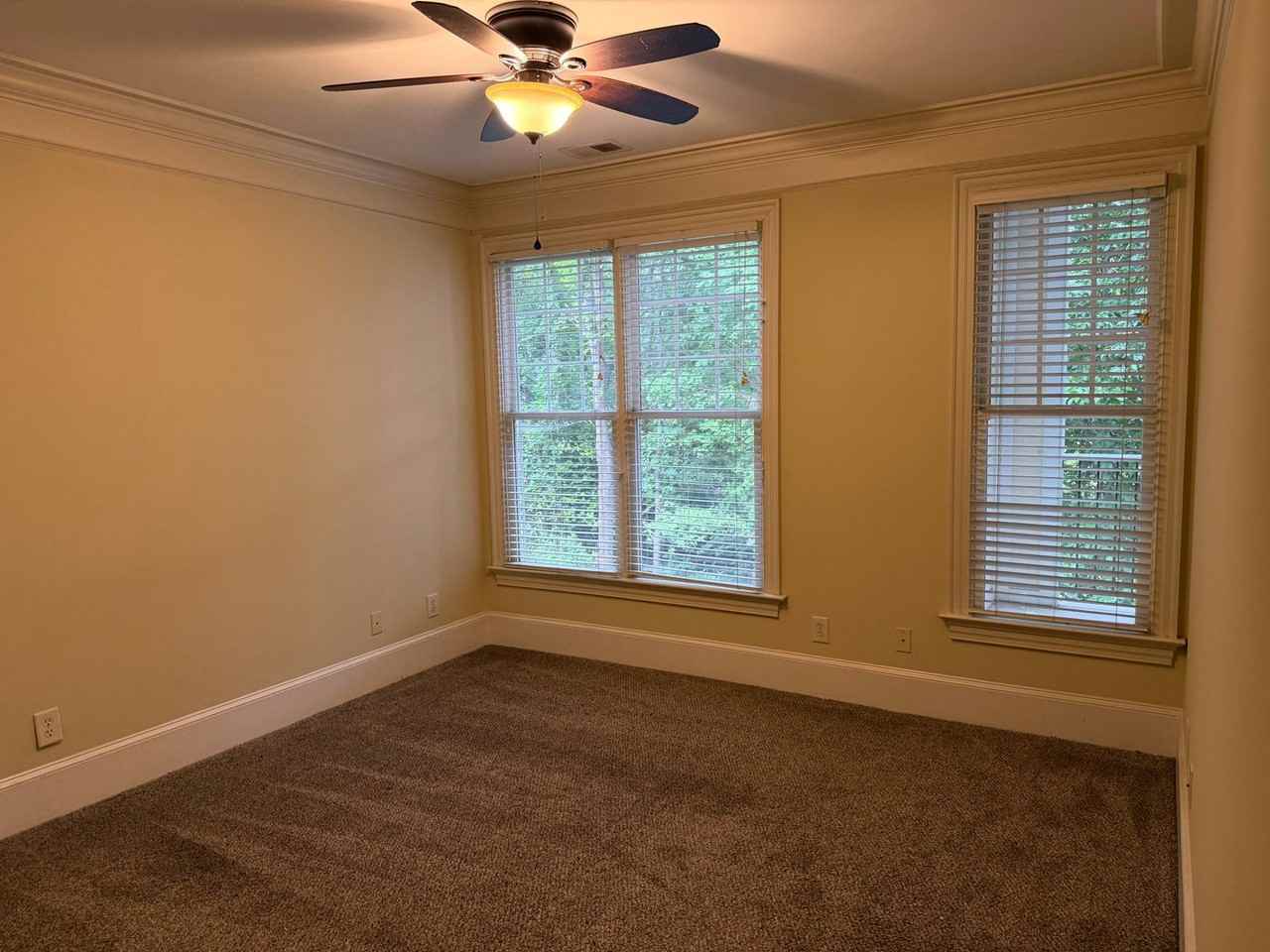 901 Canenaugh Dr #204 - Photo 6 of 10