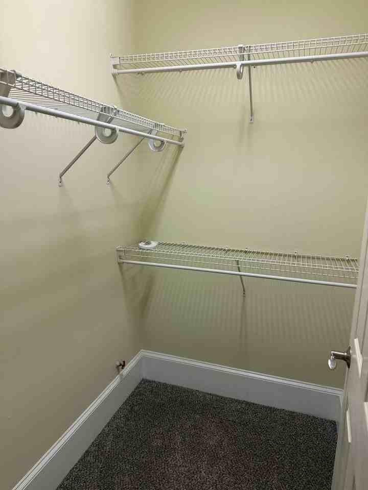 901 Canenaugh Dr #204 - Photo 7 of 10
