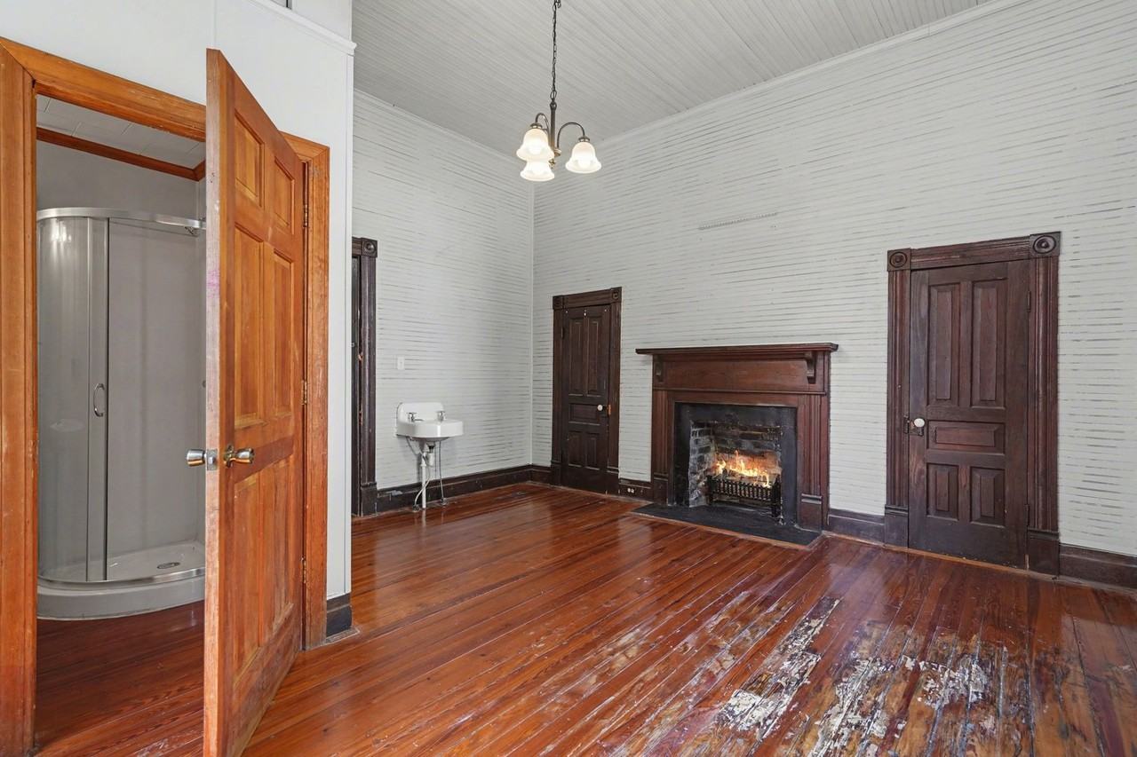 215 Theodore R Carr Jr Ave - Photo 6 of 29