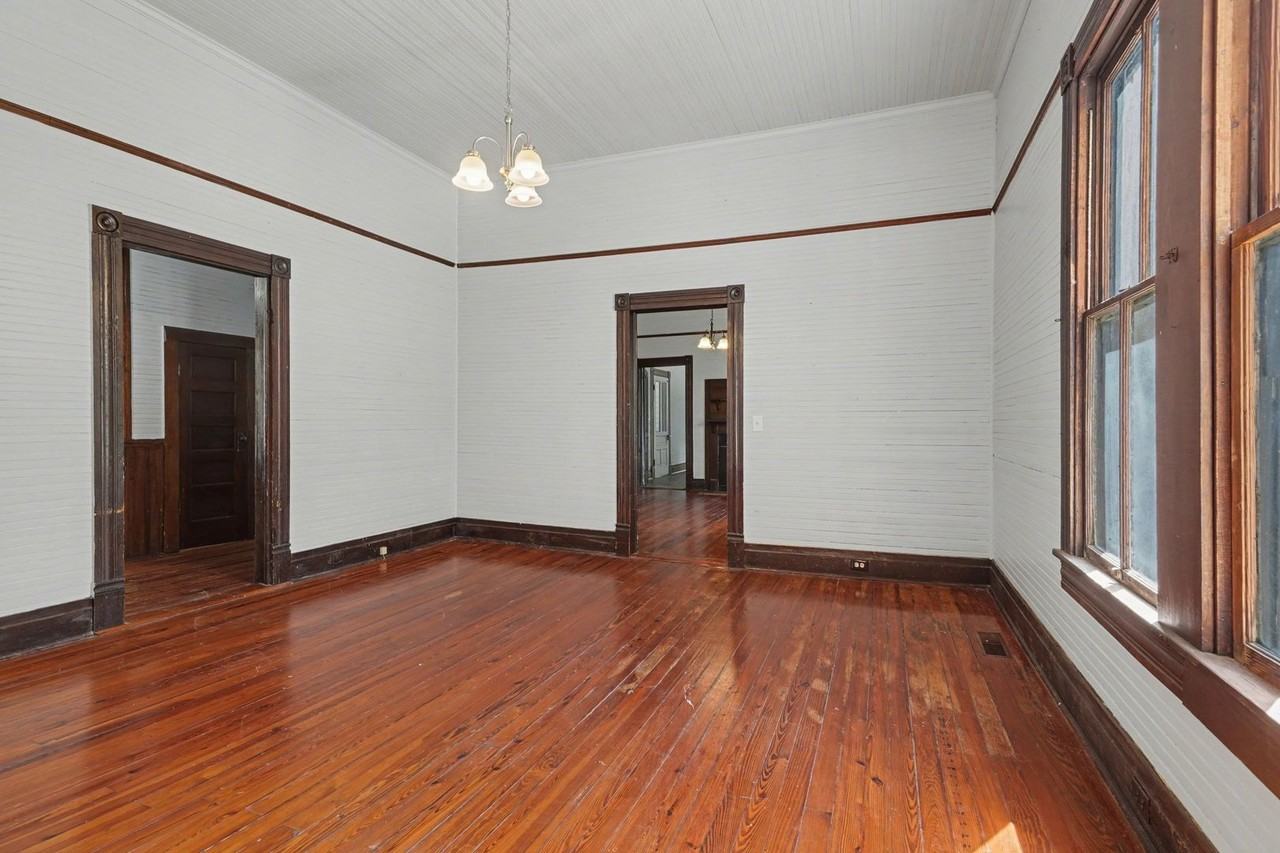 215 Theodore R Carr Jr Ave - Photo 7 of 29