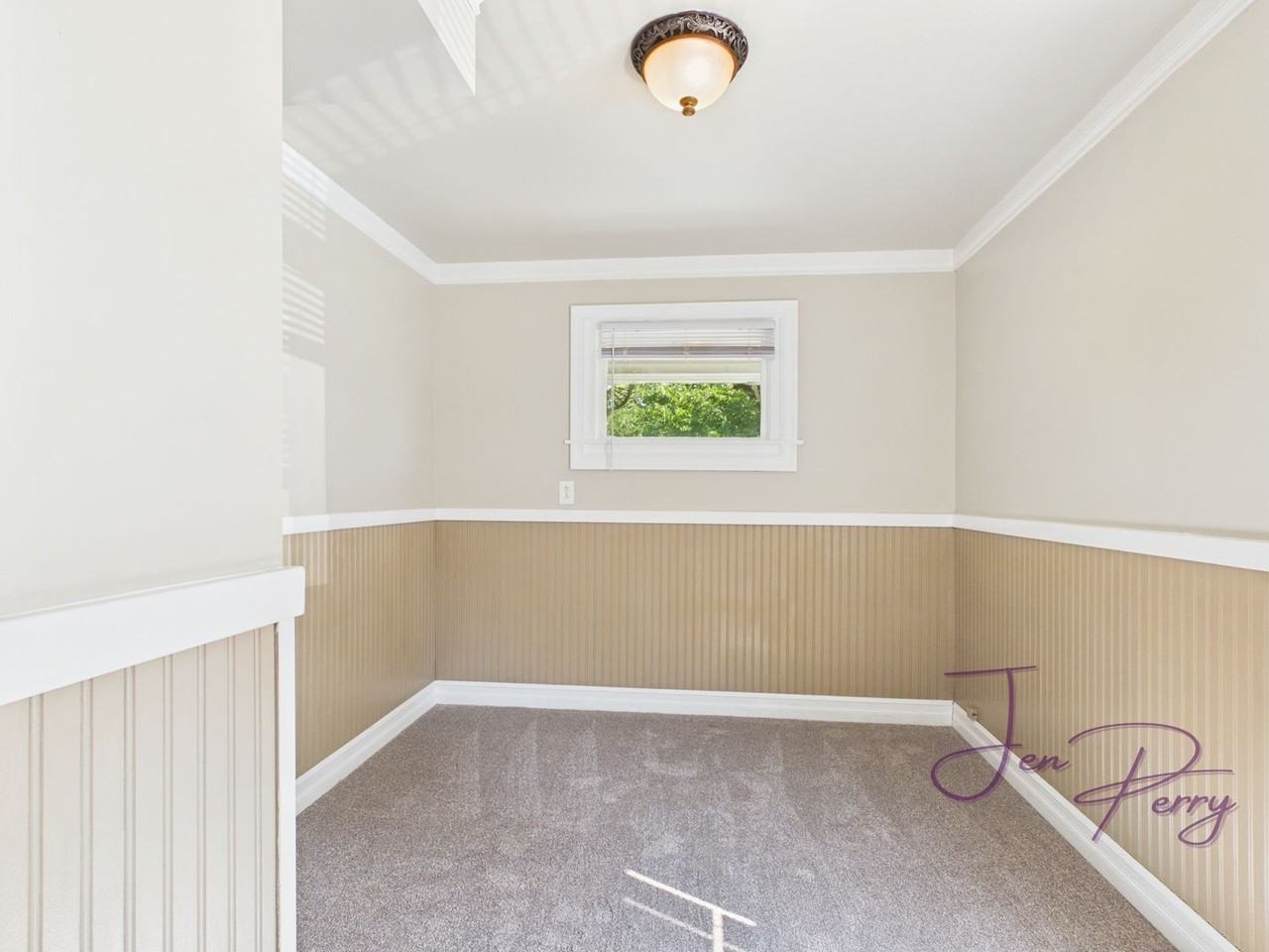 1124 E Main St - Photo 7 of 18