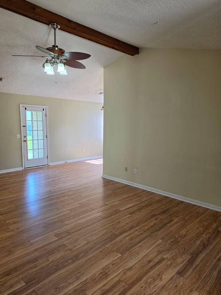 620 Honey Ridge Ln - Photo 5 of 24