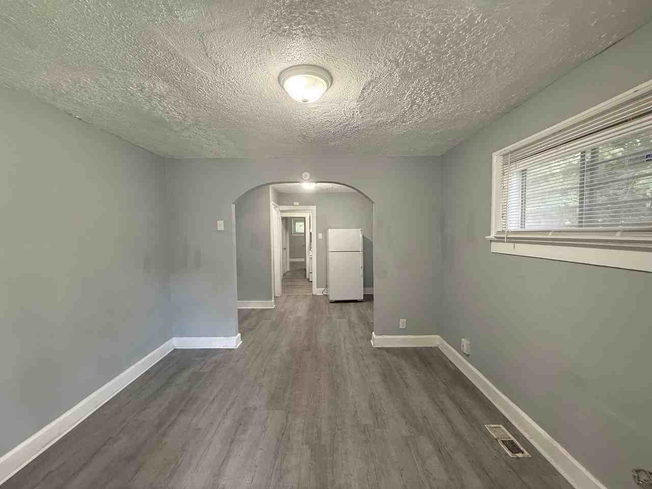 2826 N Denny St #B - Photo 7 of 10