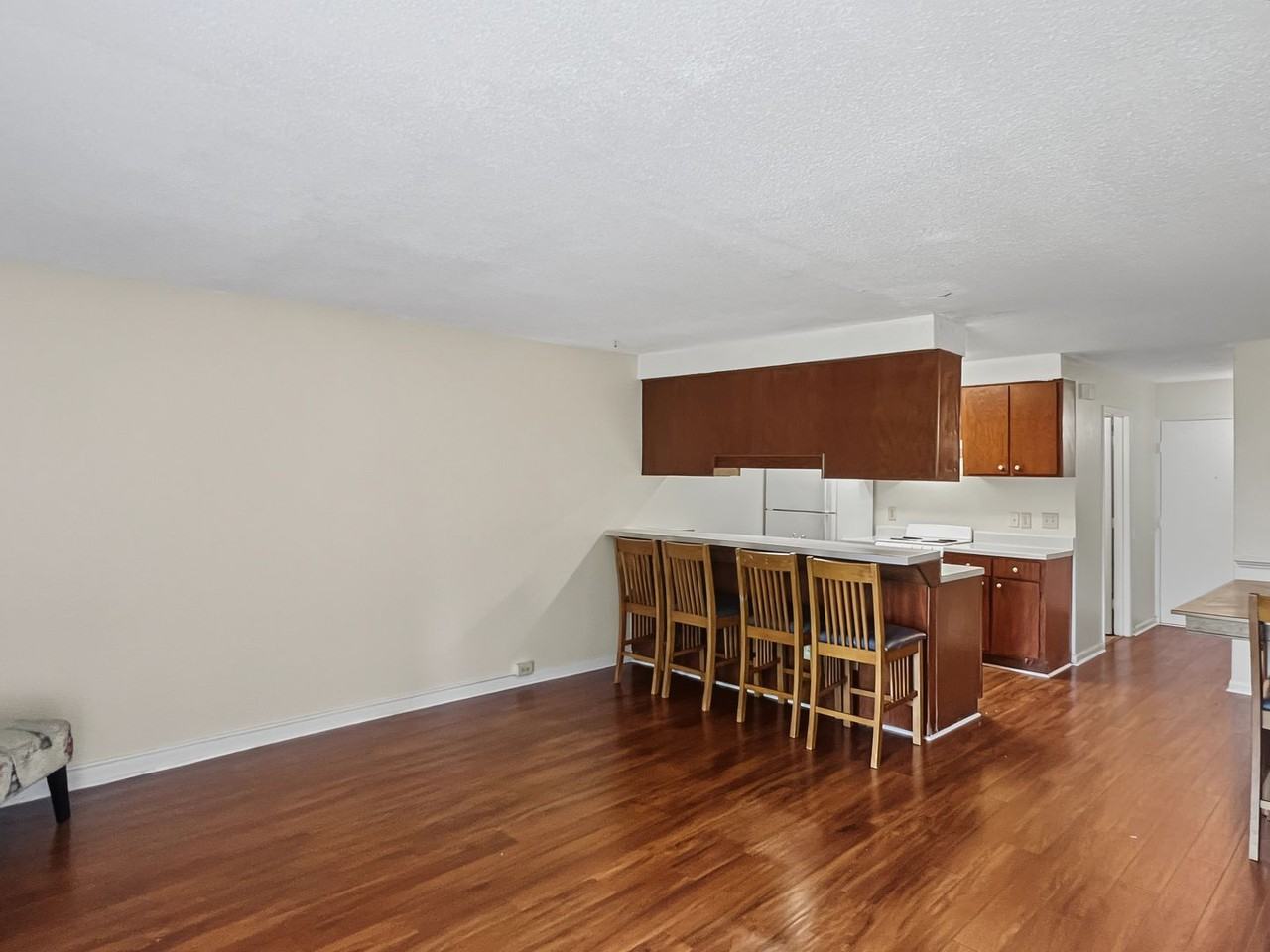 3007 Huntleigh Dr - Photo 6 of 16