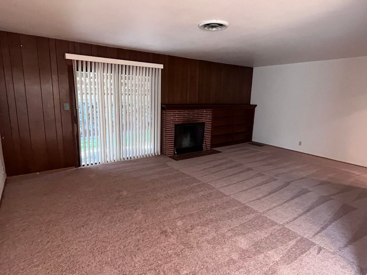 4221 Frida Maria Ct - Photo 5 of 15