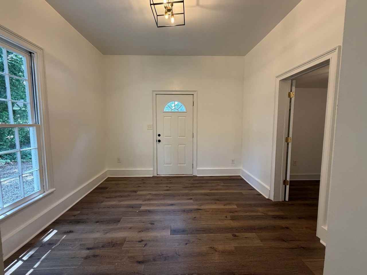 153 Gholston St - Photo 7 of 11