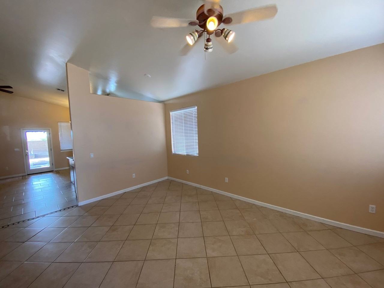 7716 S Lions Spring Way - Photo 4 of 28