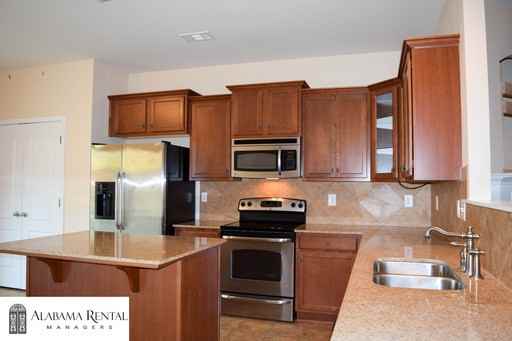 6720 Southern Trace Cir - Photo 4 of 17
