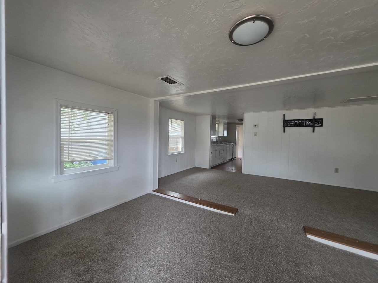 MHH25-1- 1155 North 1st Street Woodburn, OR 97071 #1 - Photo 3 of 27
