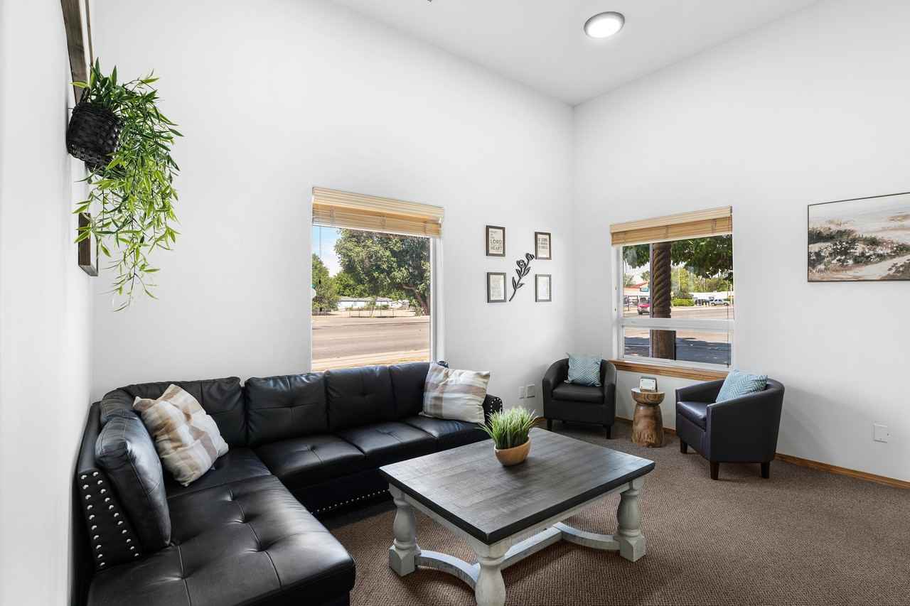 216 N 1st St #1 - Photo 7 of 21