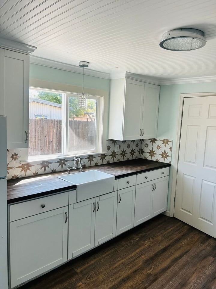936 E Cornell Ave - Photo 7 of 26