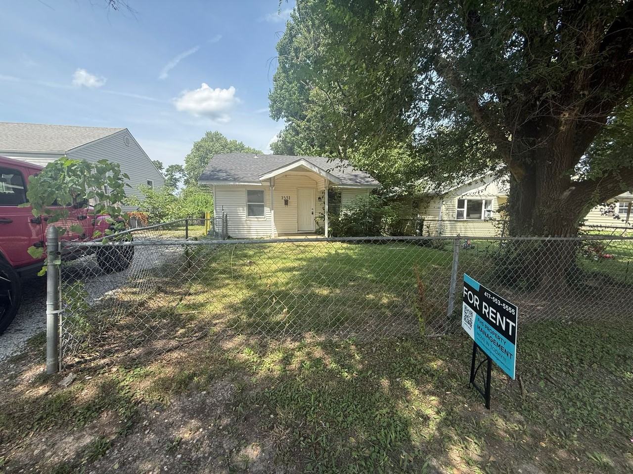 1531 E Talmage St - Photo 2 of 11