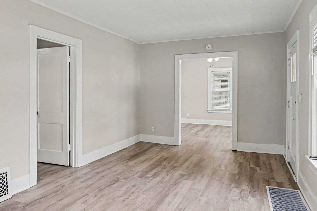 630 Dayton Ave - Photo 4 of 20