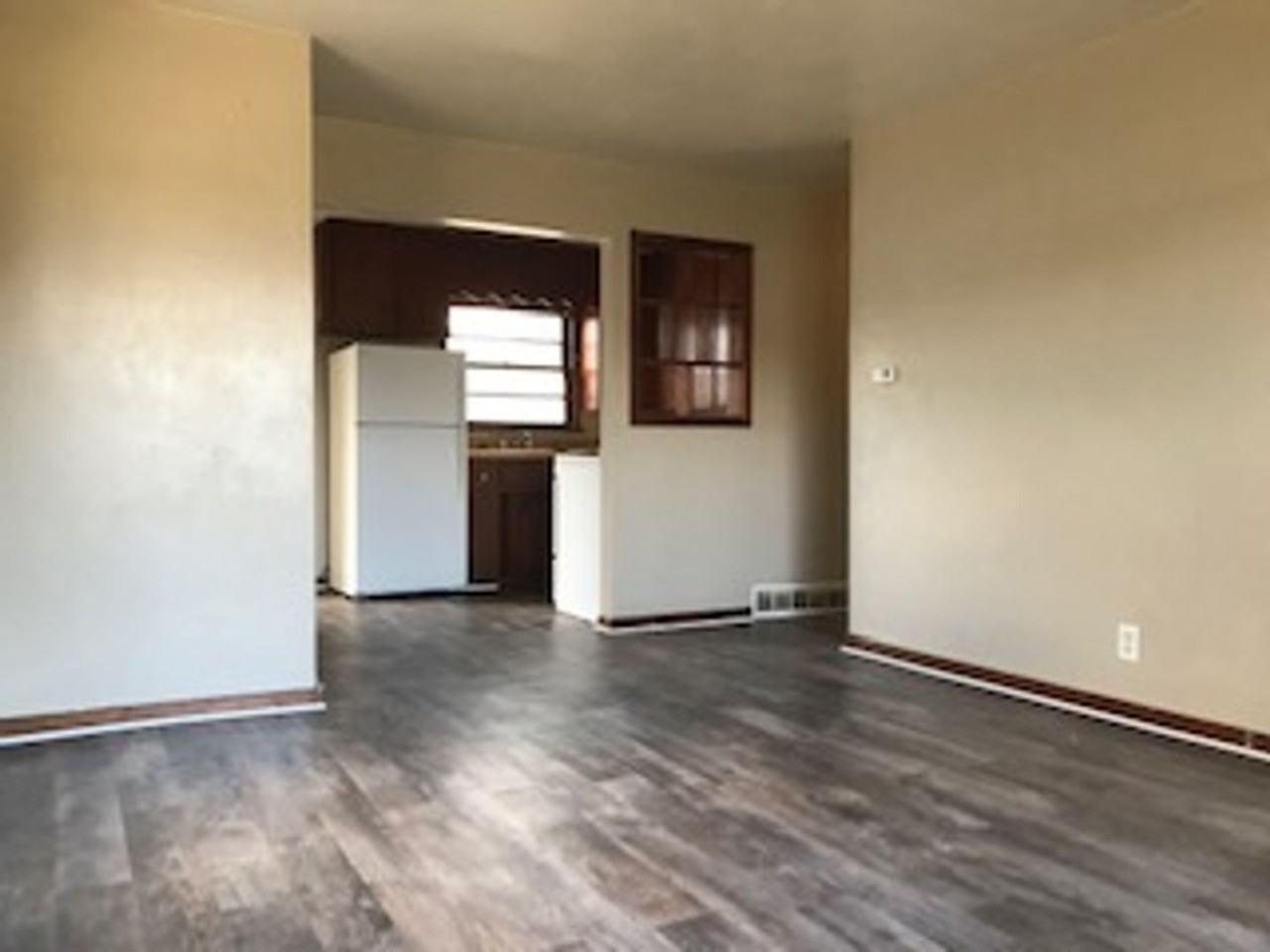622 Keystone St - Photo 6 of 6