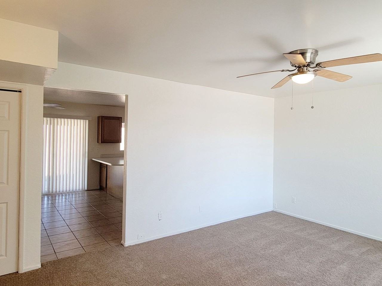 3702 S Avenida De Las Palmas - Photo 4 of 21