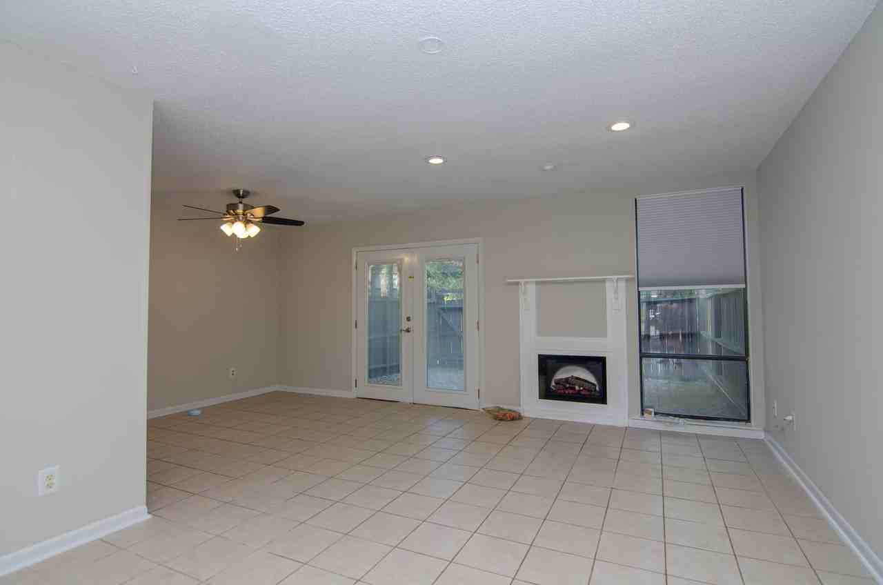 2 Hickory Ct - Photo 2 of 14