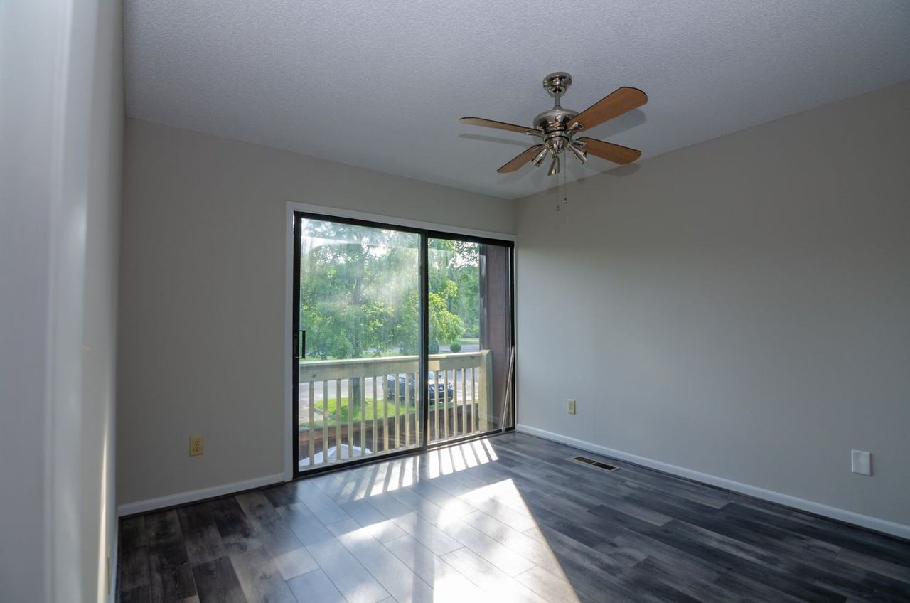 2 Hickory Ct - Photo 7 of 14