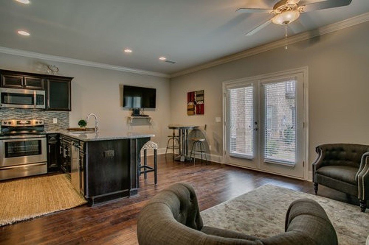 2150 3rd Ct #601 - Photo 6 of 22