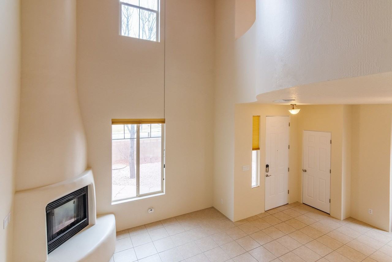 7 E Saddleback Mesa - Photo 3 of 37