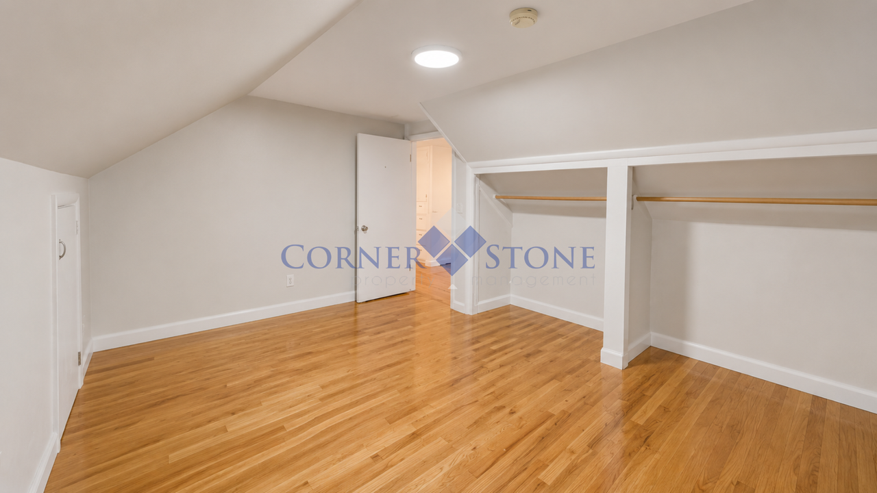 615 Stadium St - Photo 7 of 16
