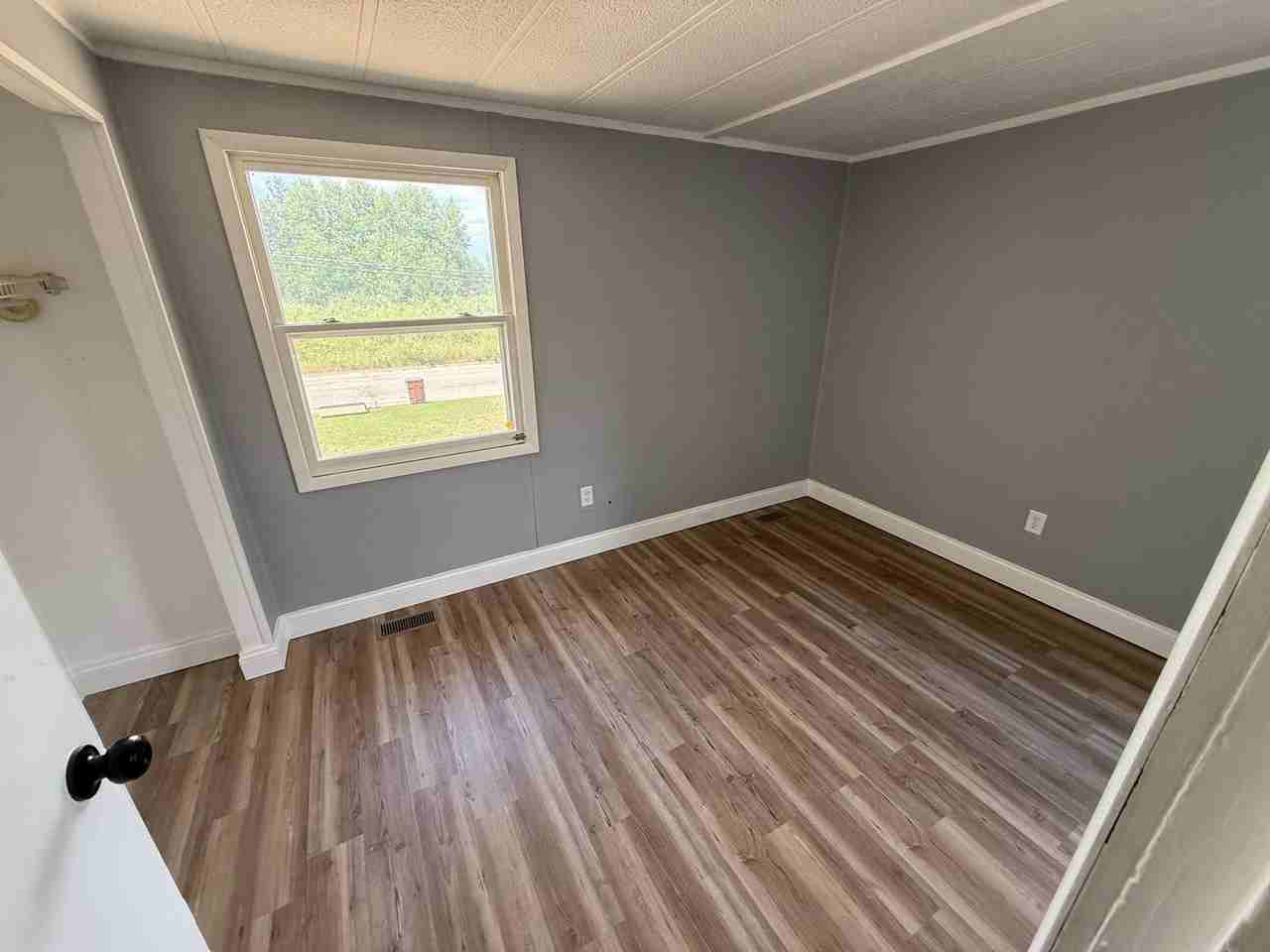 1031 Fuller Ave - Photo 7 of 11