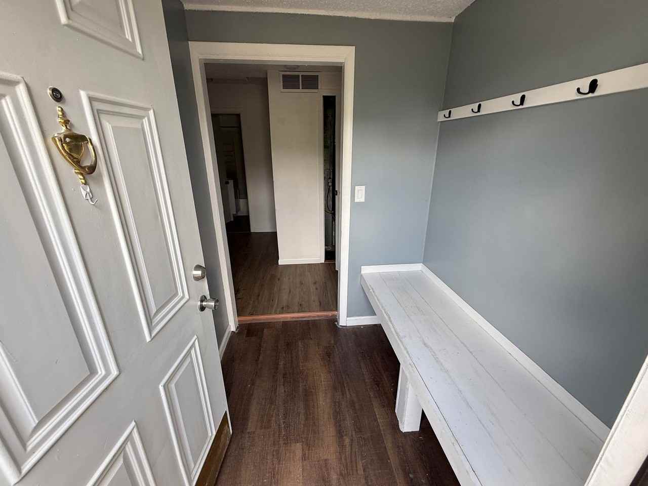 1033 Fuller Ave - Photo 3 of 12