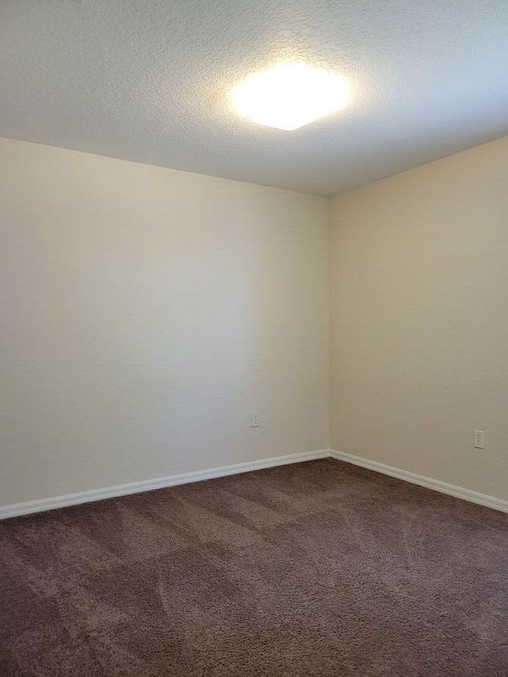 775 E Findley Ave - Photo 7 of 12