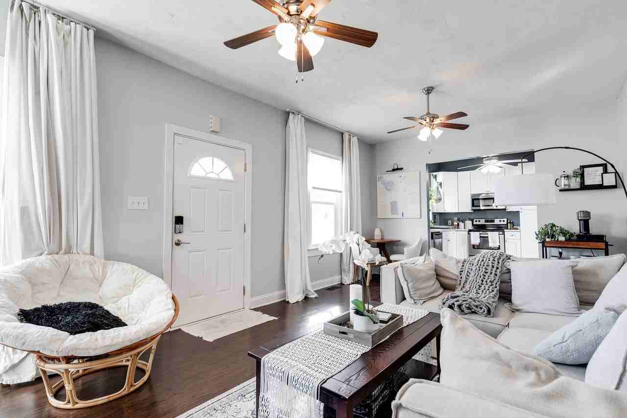 1114 N 34th St - Photo 5 of 22