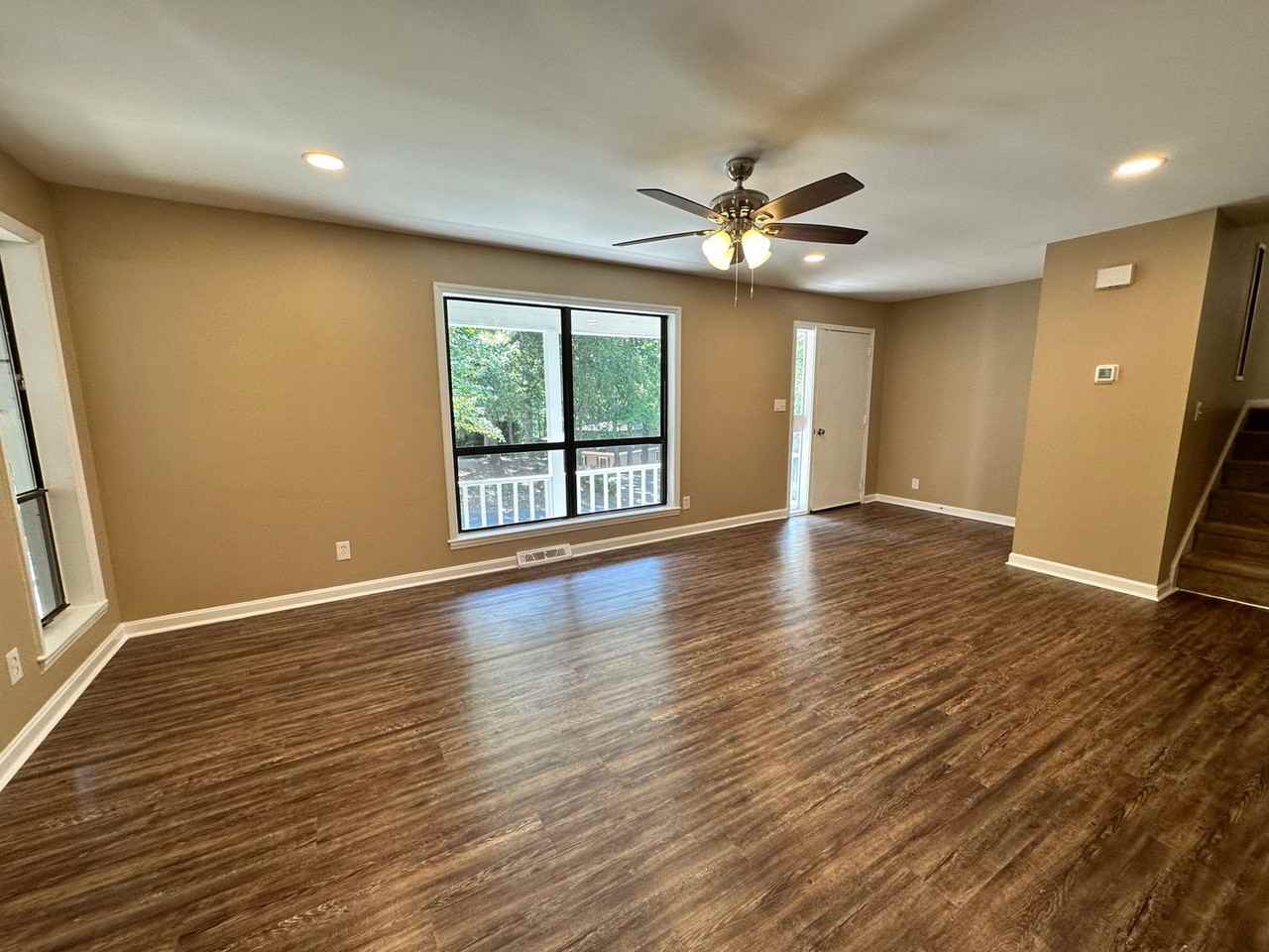 16079 Molokai Dr - Photo 6 of 38