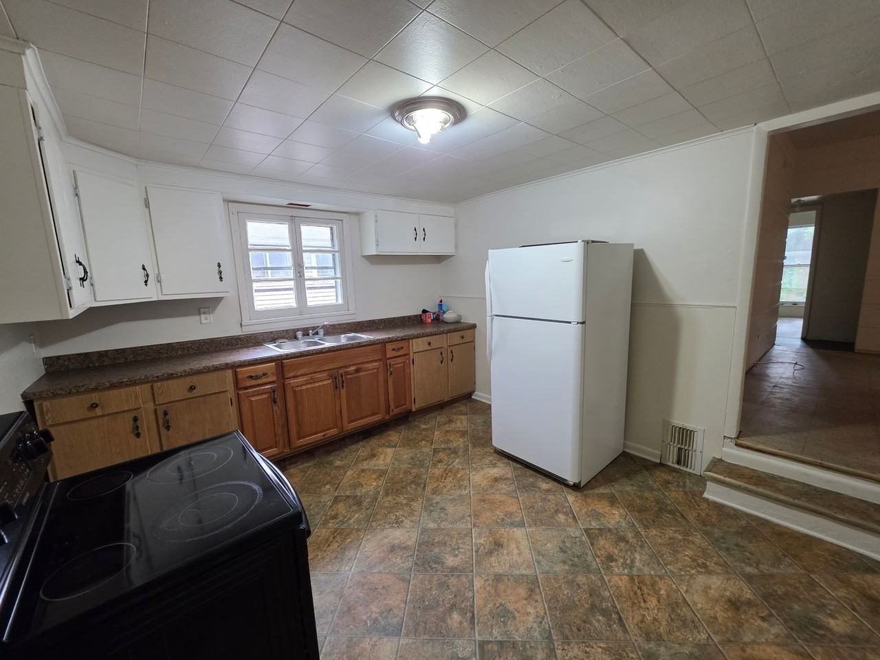 181 Wilder St - Photo 3 of 9
