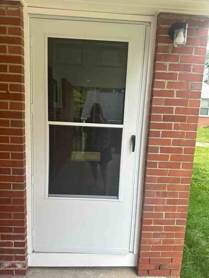 2327 E Midlothian Blvd - Photo 5 of 11