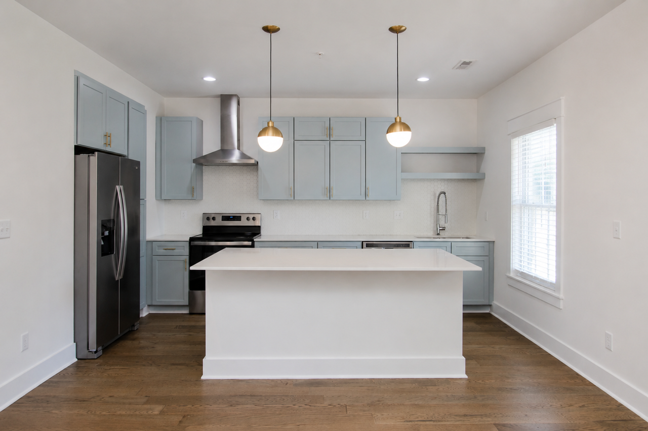 226 Allison Way - Photo 4 of 32